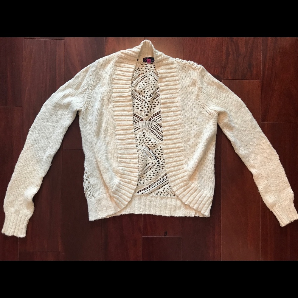 Trendy Cream Cardigan- Open Front, Woven Design